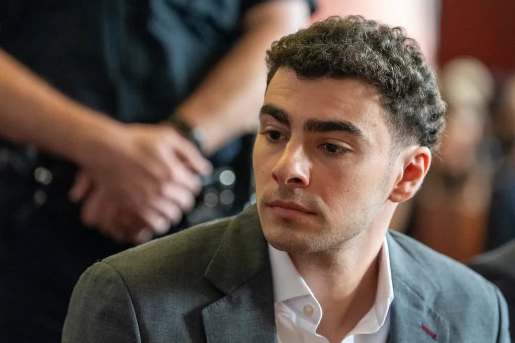 Luigi Mangione Prepares Federal Guilty Plea to Avoid Second Trial