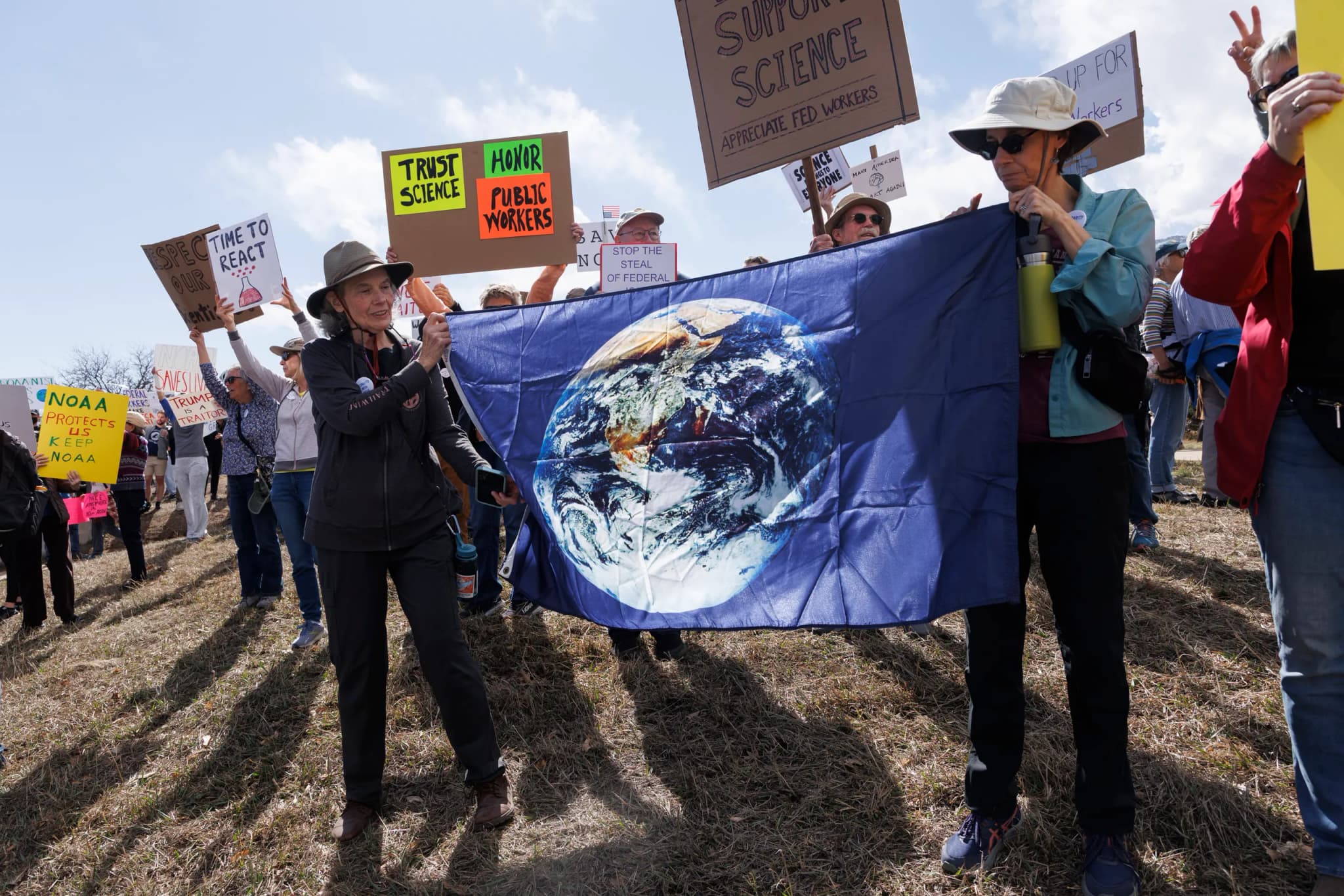 Boulder Lab Faces Funding Freeze Threatening Climate Research