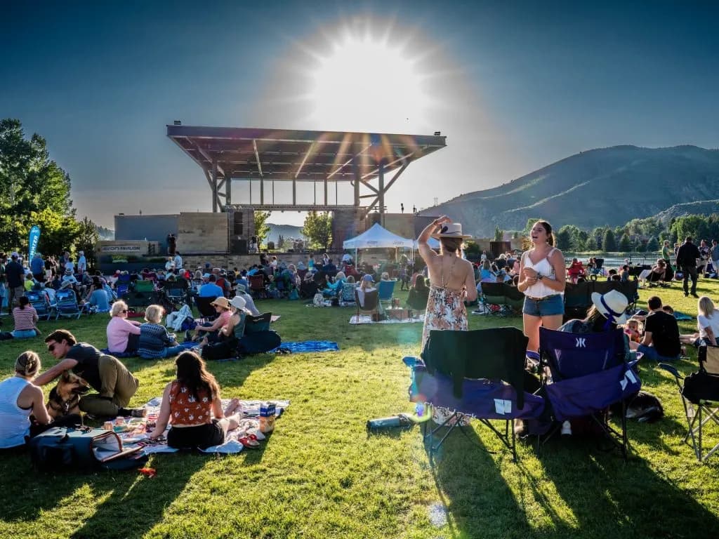 Avon Launches Free SunsetLIVE and AvonLIVE Concert Series at Harry A. Nottingham Park
