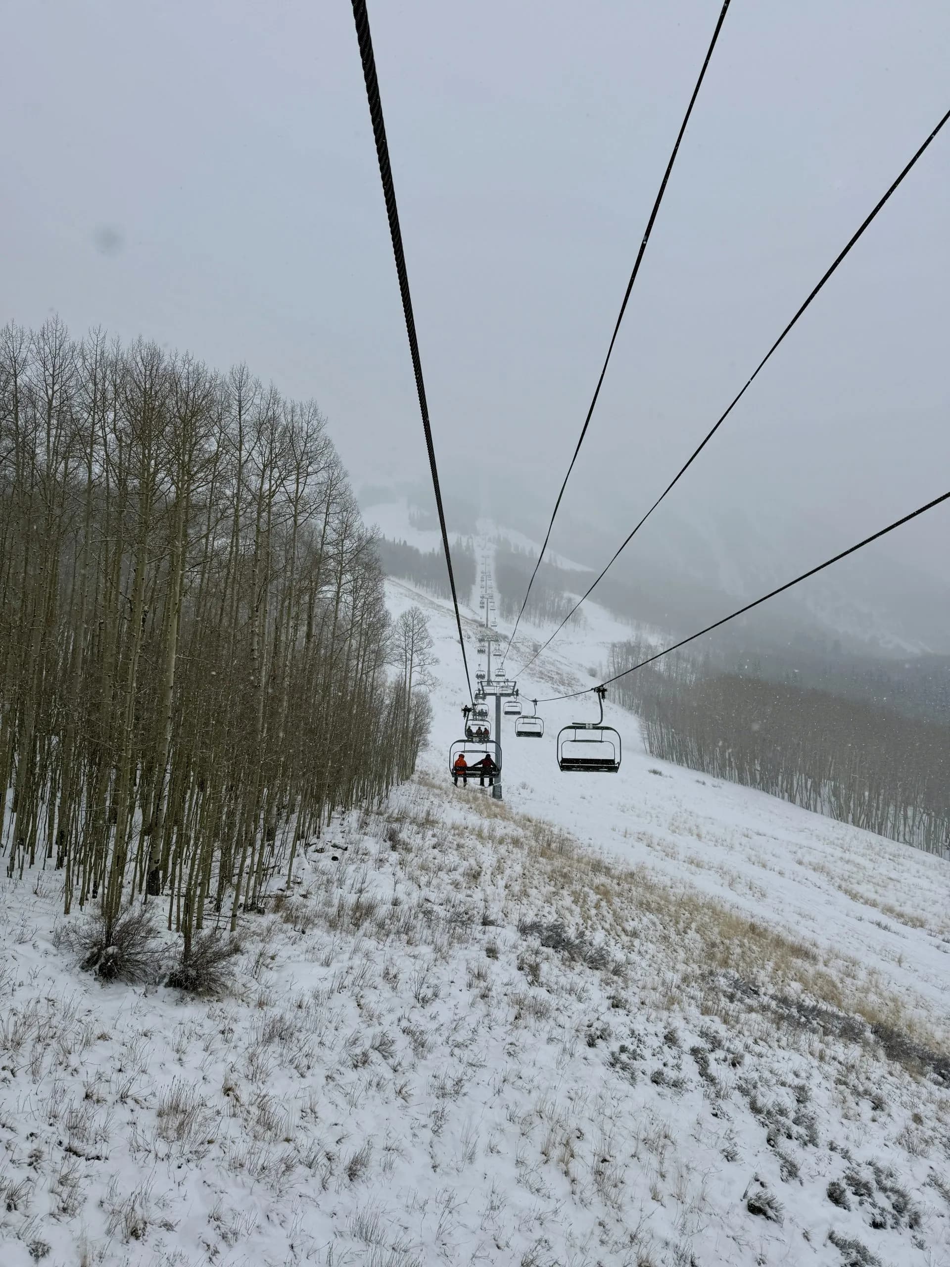 Vail Resorts Epic Pass Sales Drop 10% Amid Weak Winter