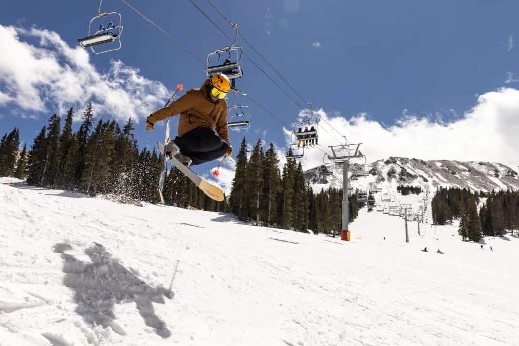 Loveland Ski Area Sets April 26 Closing Date for 2025-26 Season