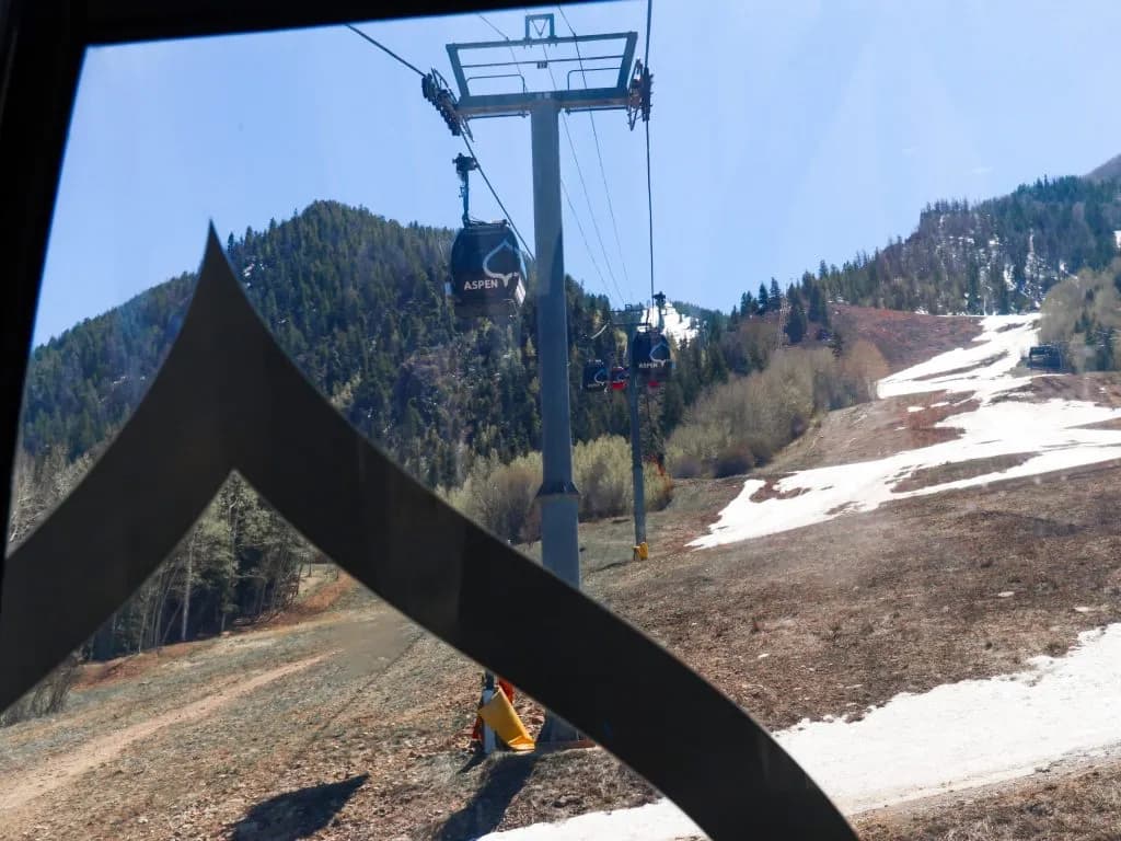 Aspen CEO Dave Tanner Seeks Council Support as Fire Closes I-70