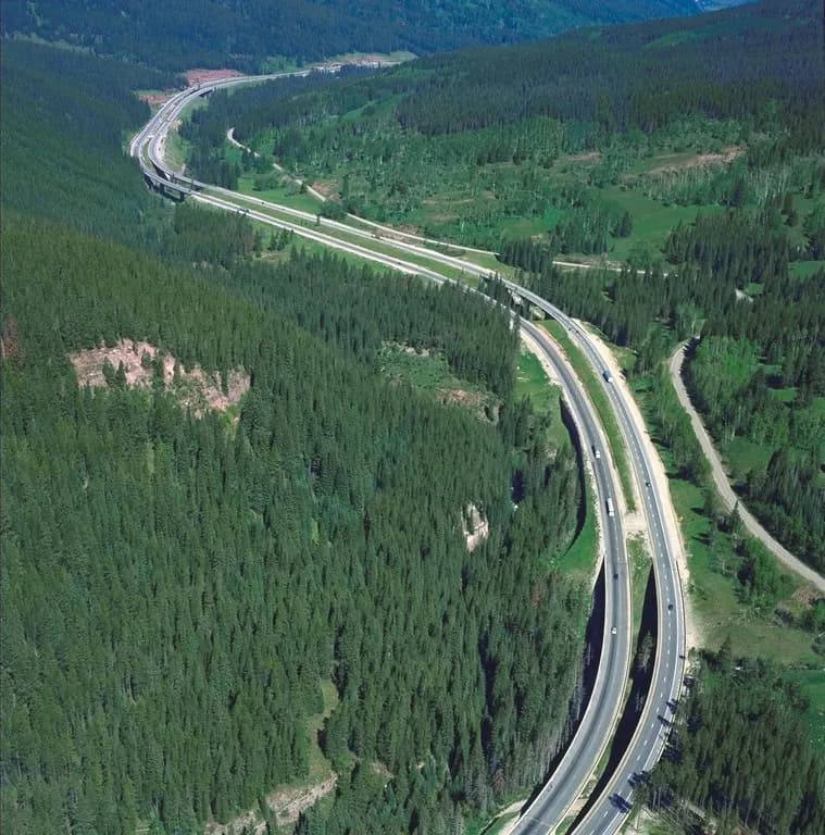 CDOT Plans Mid-Week Traffic Holds on Vail Pass Before July 4th
