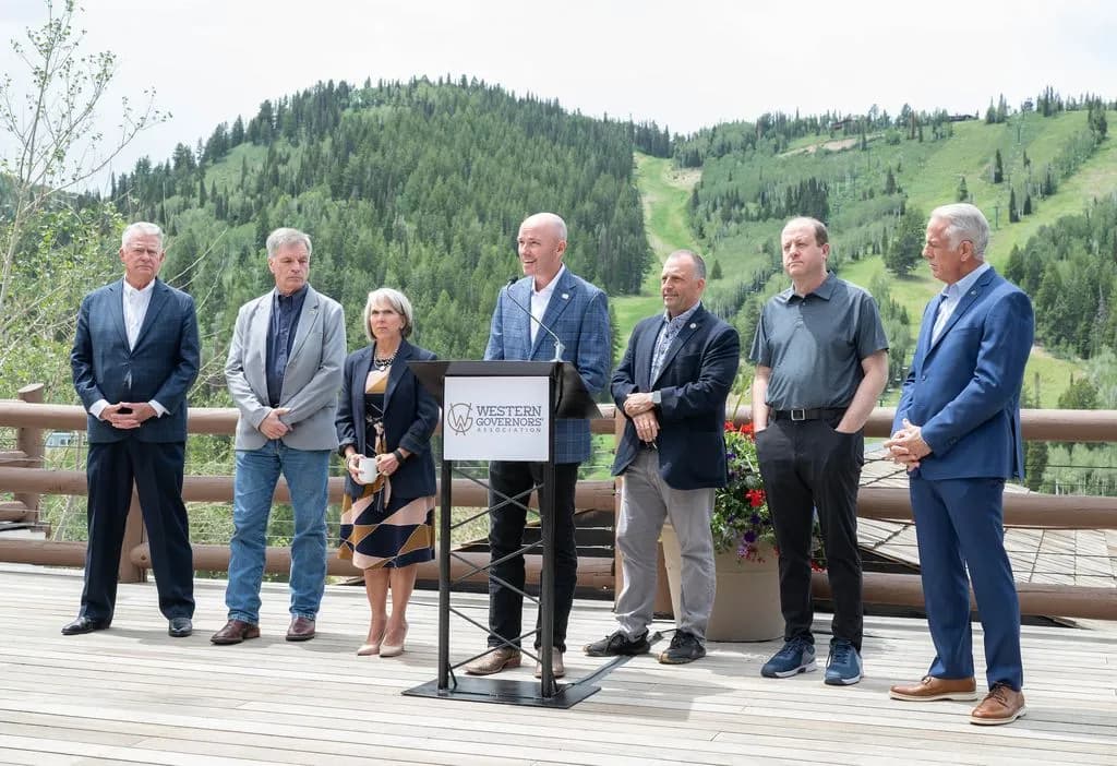 Western Governors Launch Energy Task Force to Fix Aging Grid