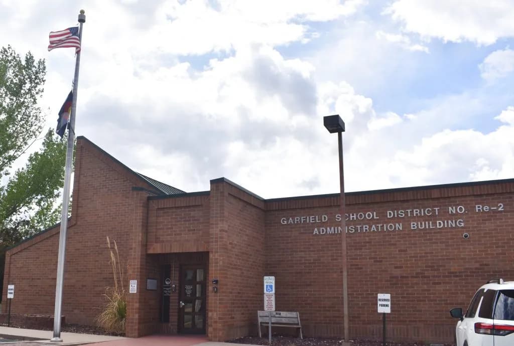 Garfield Re-2 Students Pitch Tax Hike to Boost Teacher Salaries