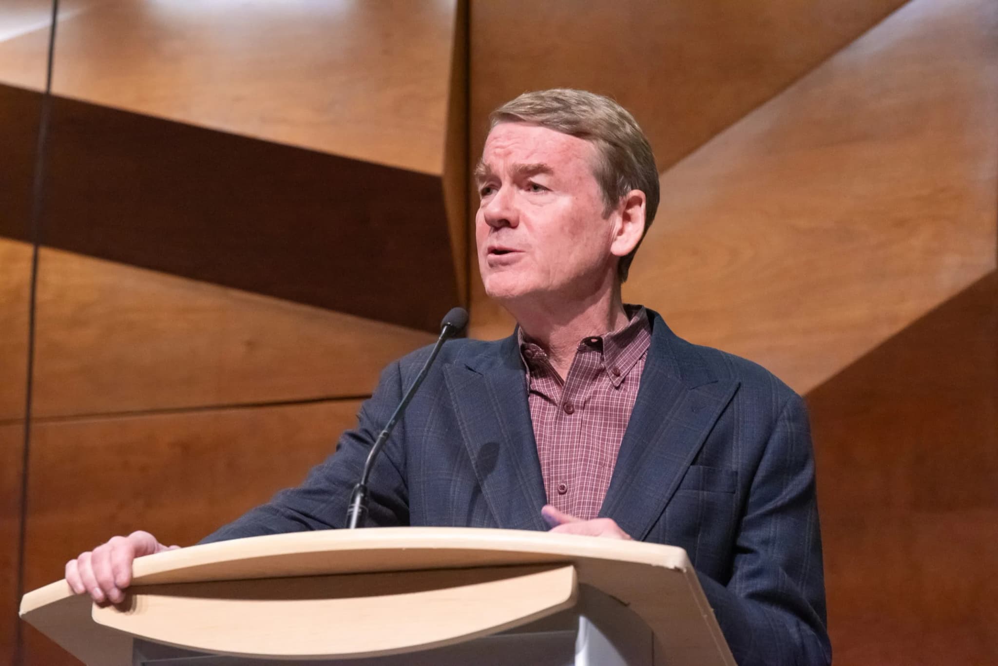 Michael Bennet Loans $1 Million to Colorado Gubernatorial Campaign Amid Bloomberg Spending