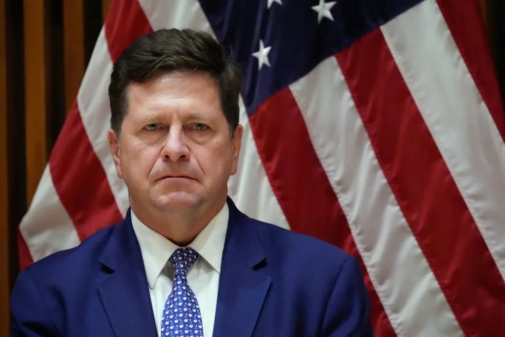 Trump Nominates Jay Clayton as Director of National Intelligence