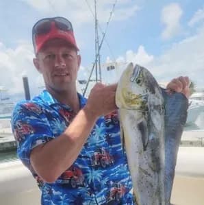 Craig's Ryan Hampton Dies at 41 After Life of Family and Sports