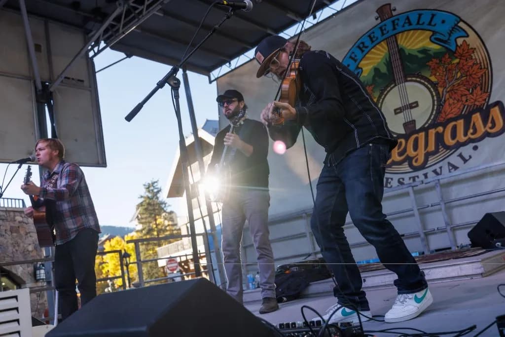 Avon Hosts FreeFall Bluegrass Festival at Nottingham Park