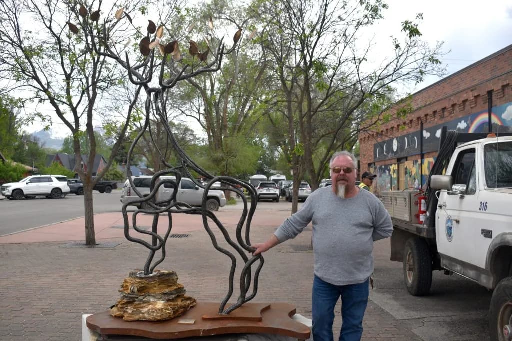 Carbondale Unveils Steel Stag at Fourth and Main Kickoff