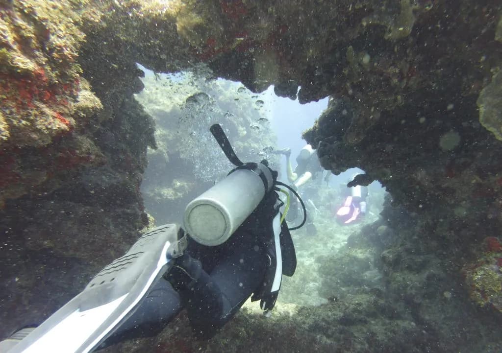 Traveler Finds Solitude at Grand Cayman Dive Resort in Rainy September