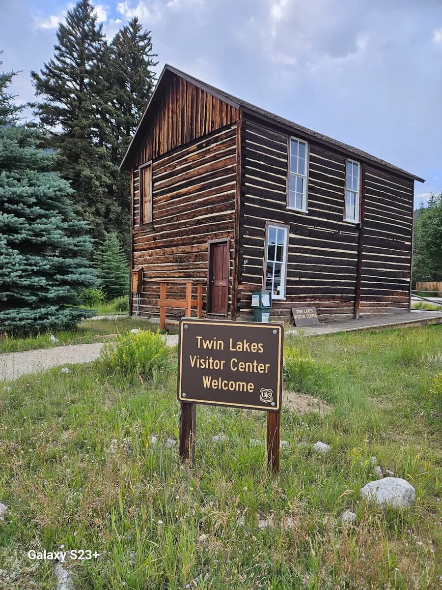 Twin Lakes Area North