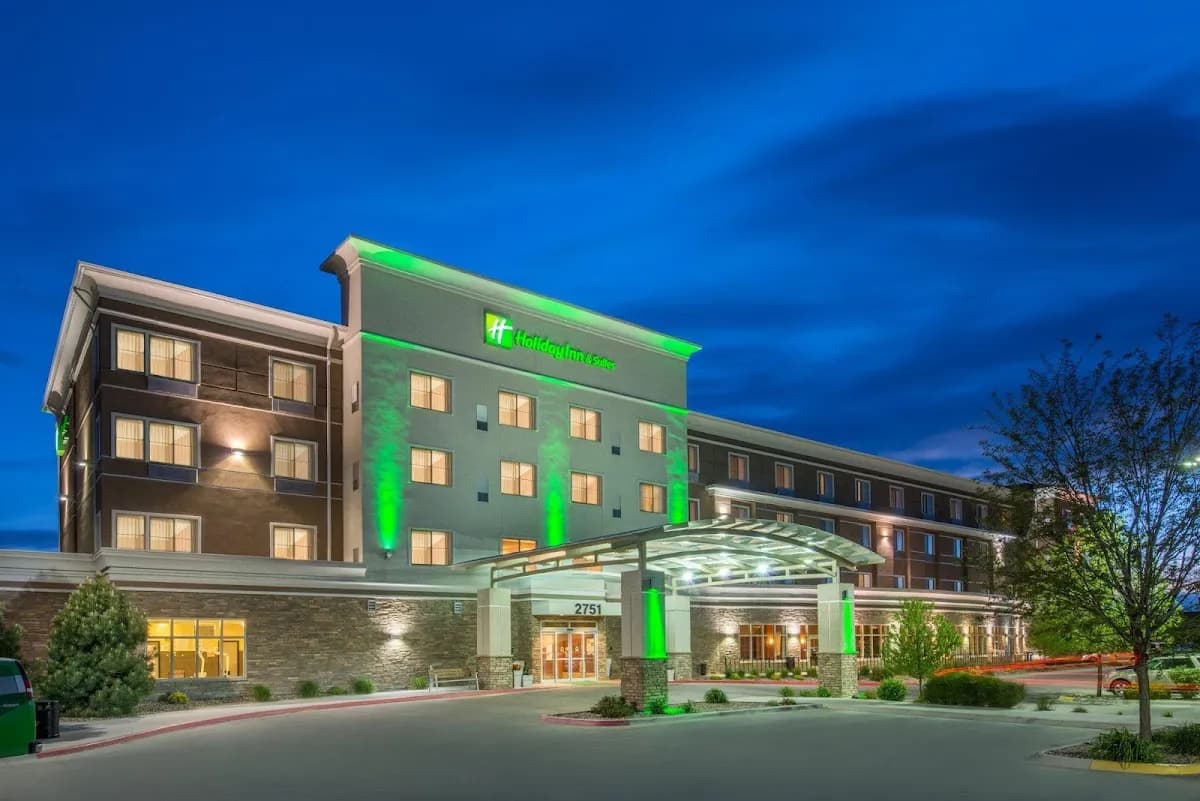 Holiday Inn & Suites Grand Junction-Airport, an IHG Hotel