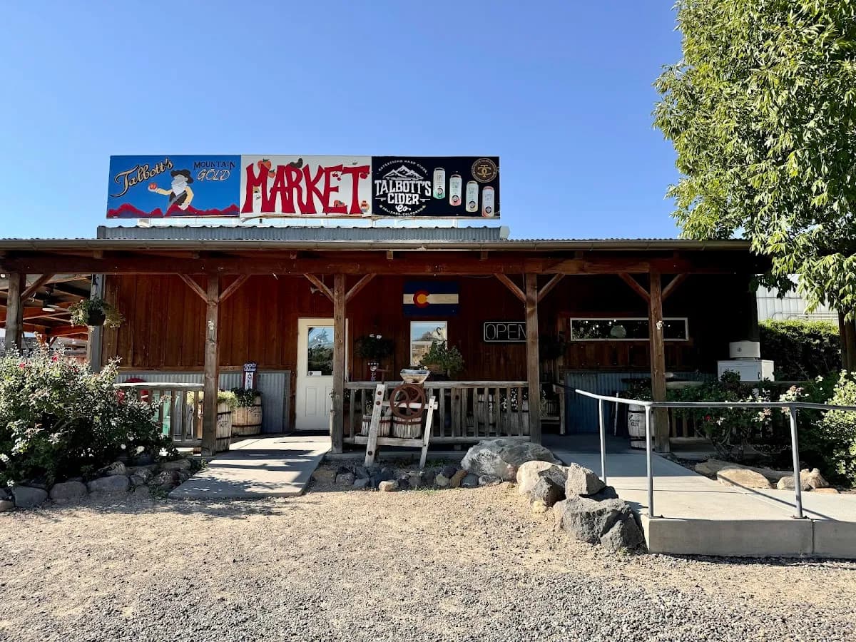 Talbott's Farm Market & Taproom