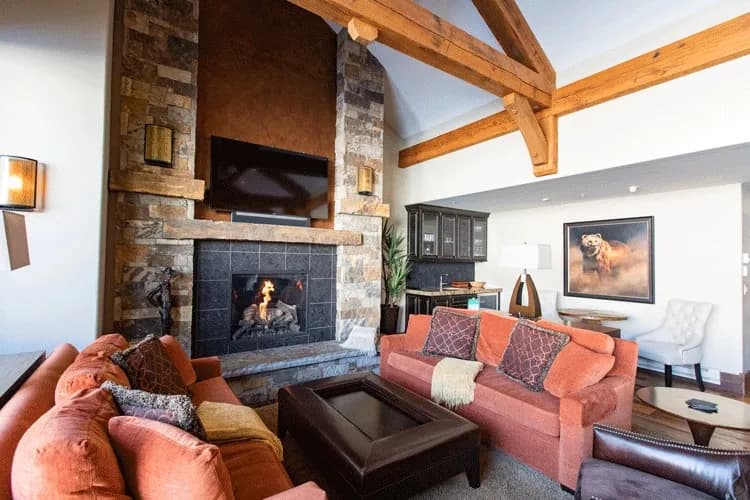 Coal Creek - Stunning 1 bedroom home less than a block from Elk Ave in Crested Butte