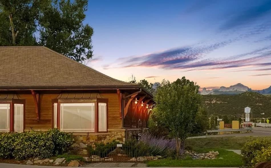 Coldwell Banker Distinctive Properties