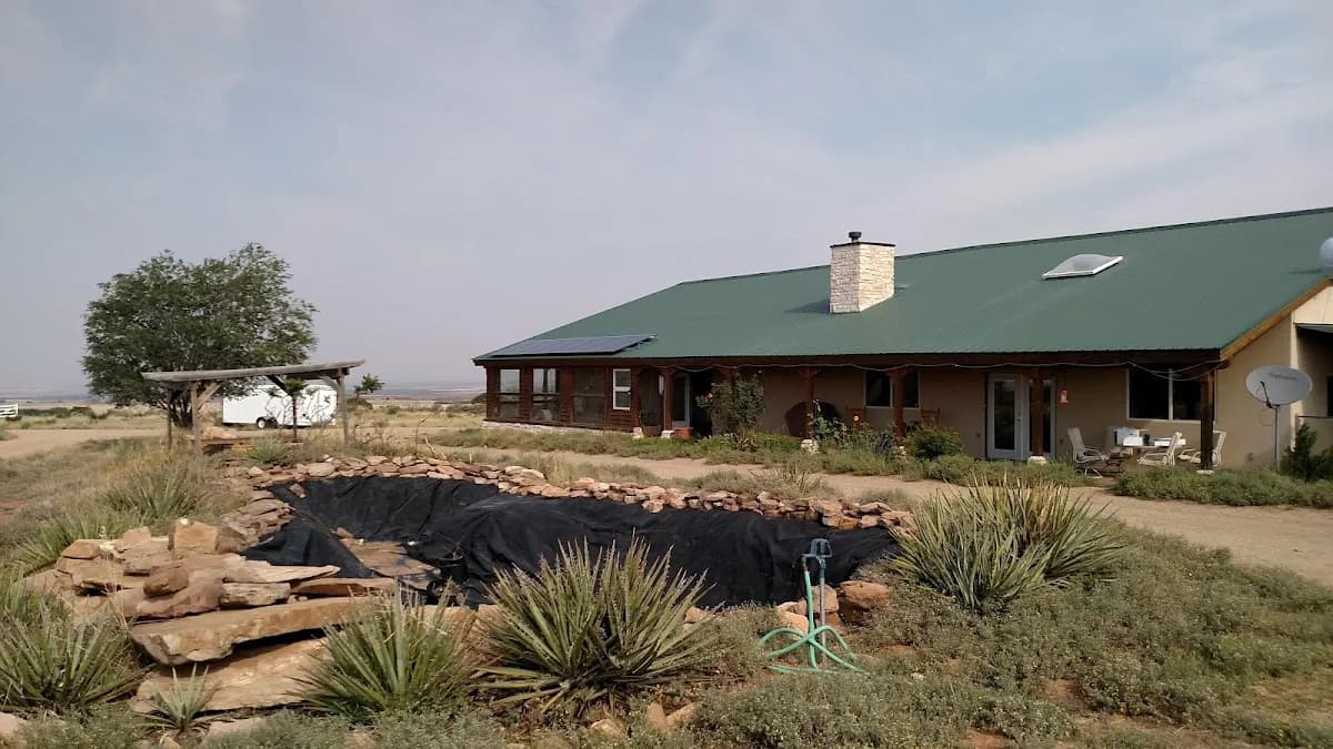 Canyon Creek Retreat - Pets, Game-Room, Hot Tub, Room-to-Roam