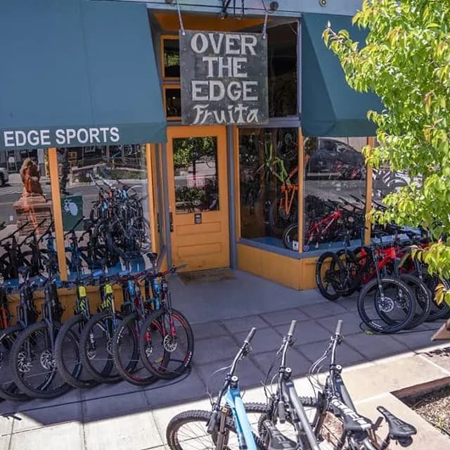 Mtn Bike meets luxury, Downtown Fruita ! Free Bike Storage & Fast WiFi