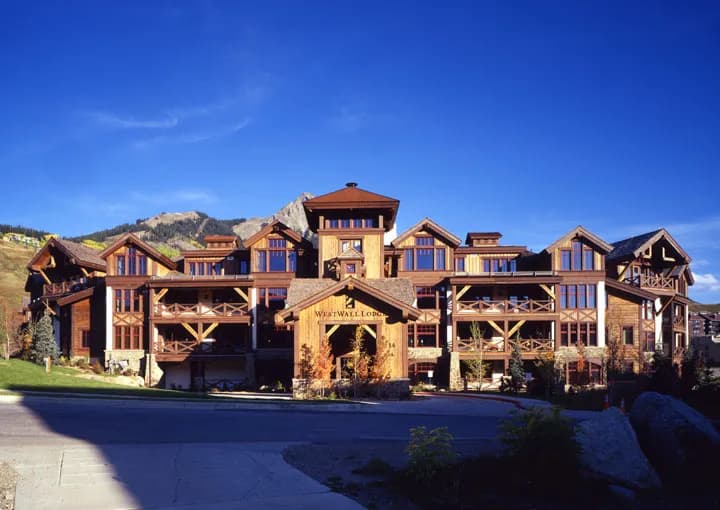 Westwall Lodge