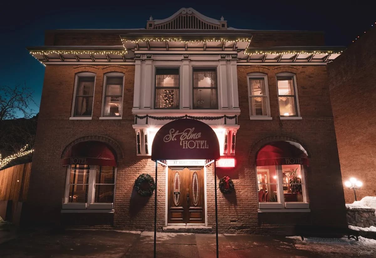 St. Elmo Hotel