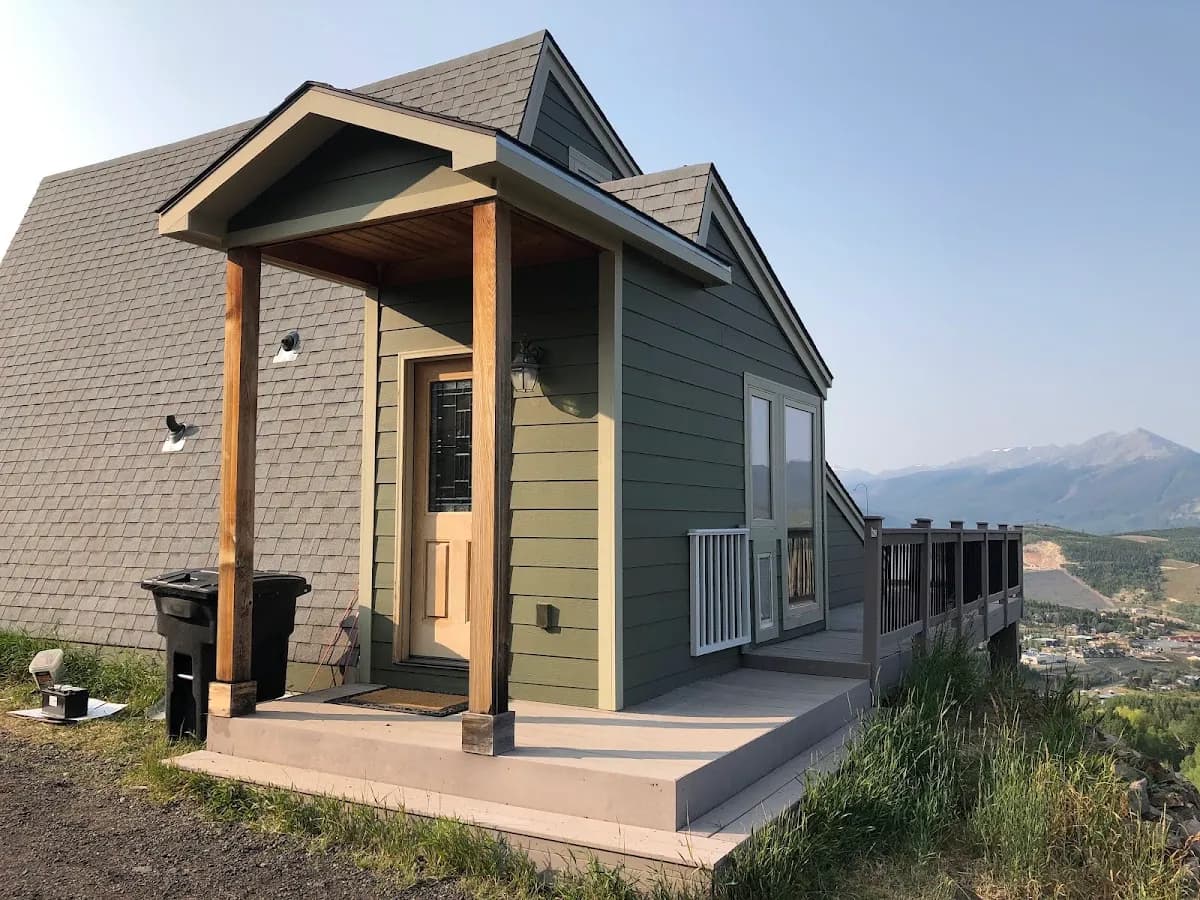 The View House with Hot Tub