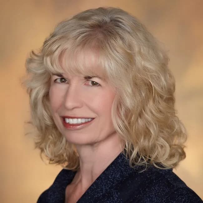 Lucinda Stanley: Commercial Real Estate Broker RMCRE