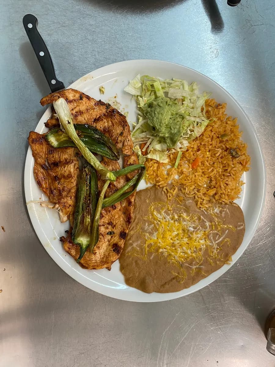 EL Mescal family Mexican restaurant and bar