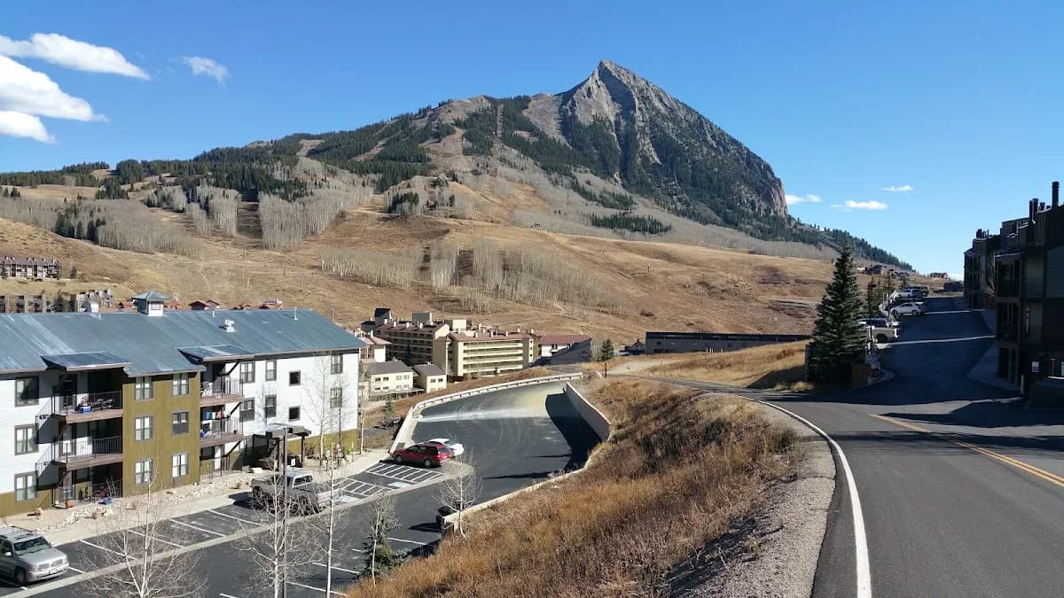 Eagles Nest Townhouses