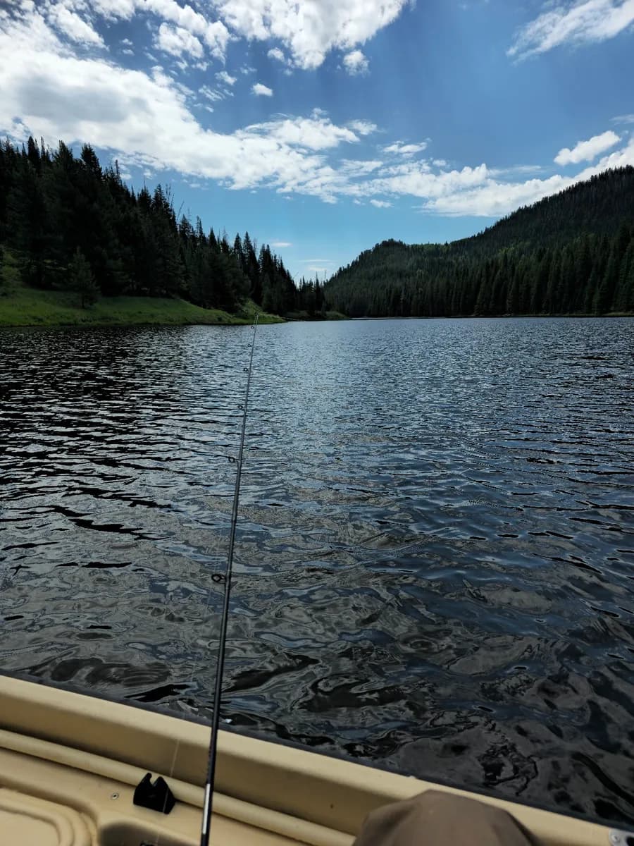 Hahn’s Peak Lake