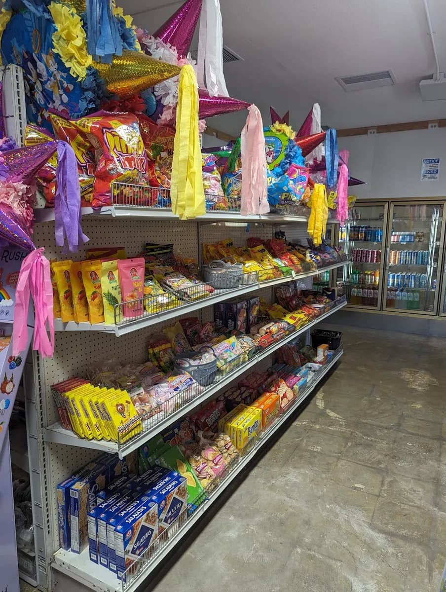 Chizzie's Market LLC