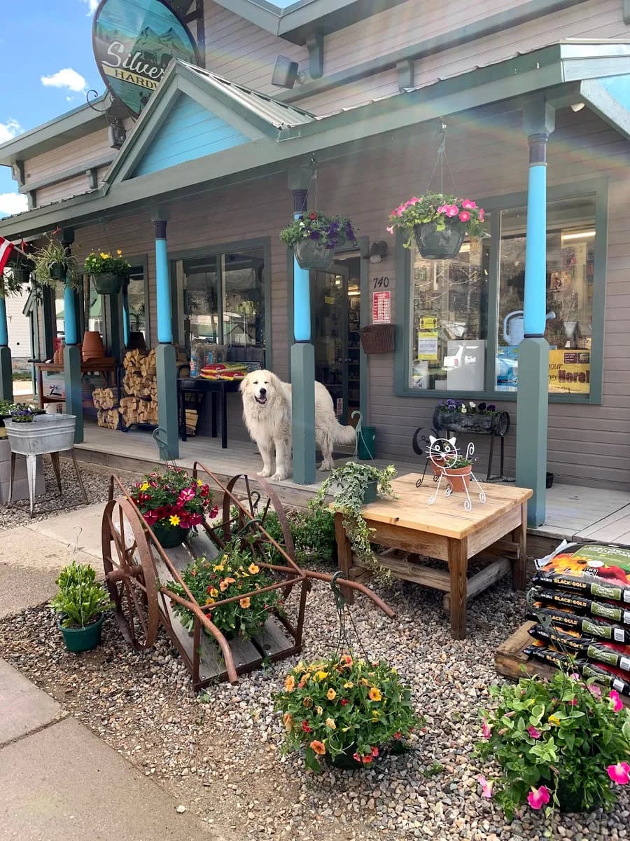 Silverton Hardware