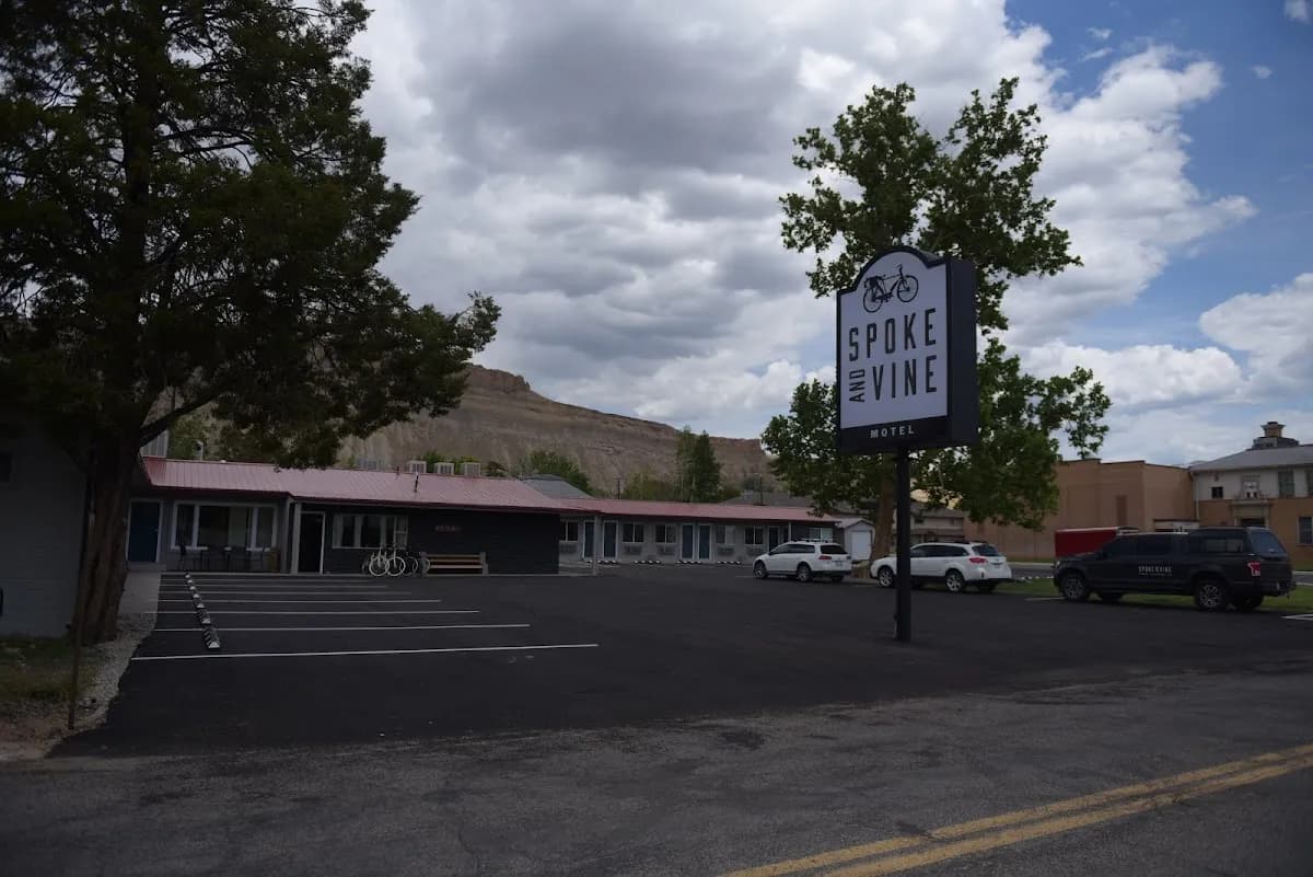 Spoke and Vine Motel