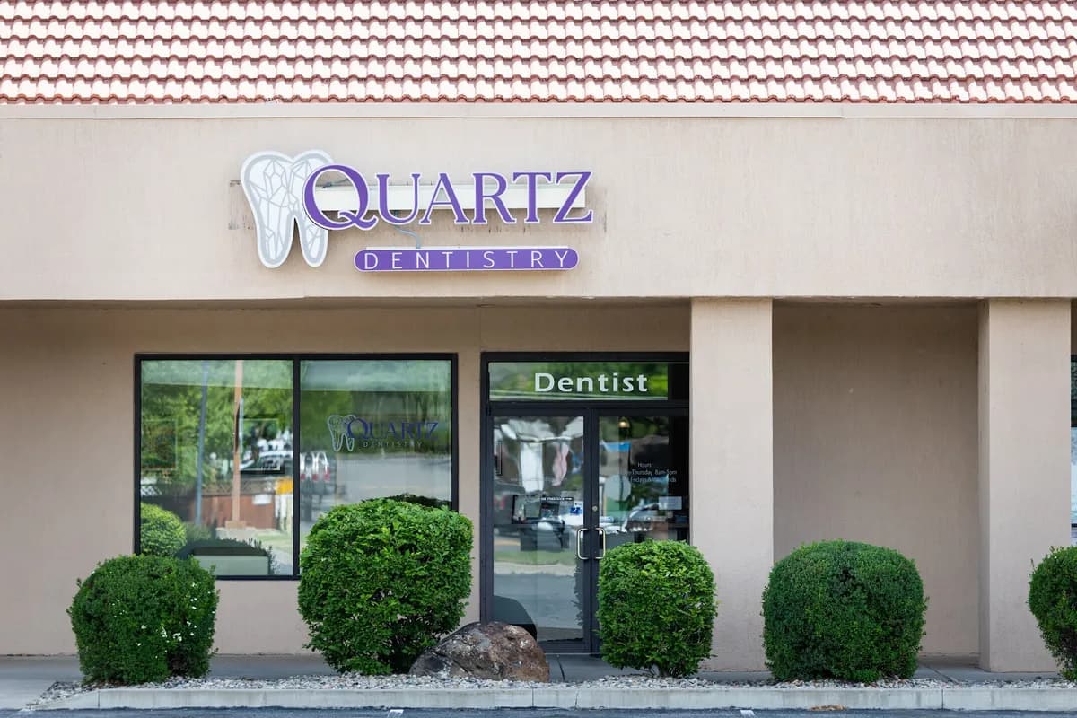 Quartz Dentistry, Courtney Carr DDS