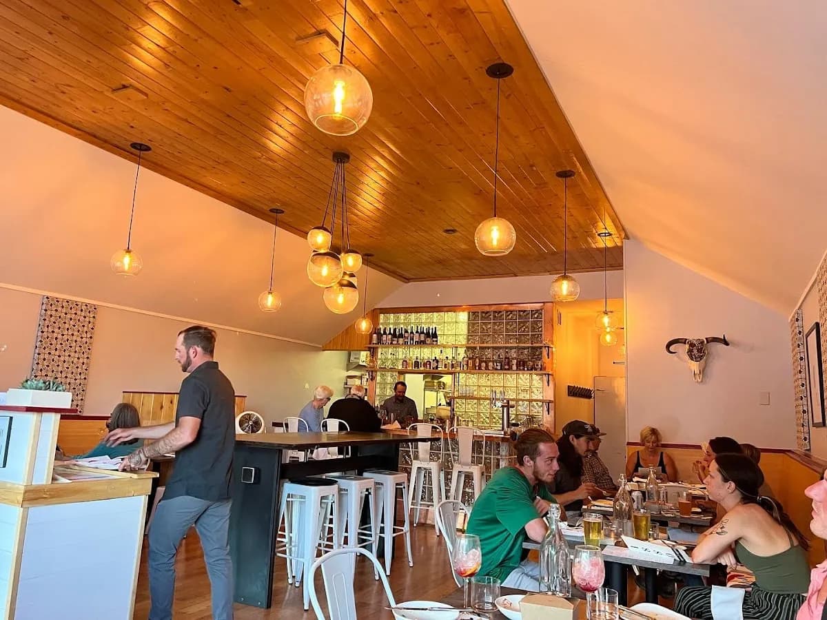 1880 Tapas & Spirits