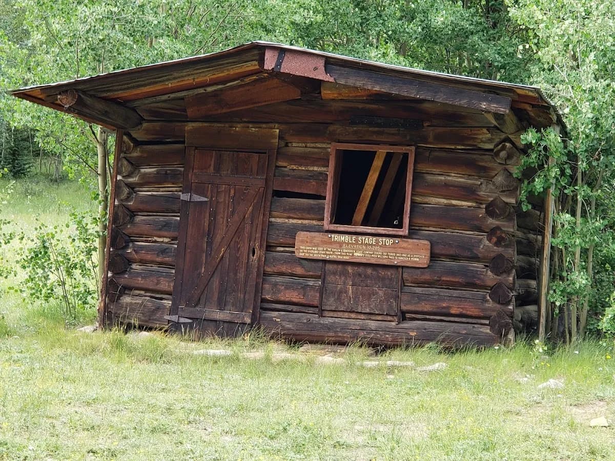 Middle Quartz Campground - Gunnison RD