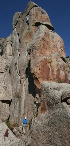 Annie's Knotty Fingers main view